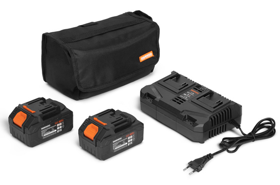 Комплектация SET включает два аккумулятора ёмкостью 21 В / 4 Ач и зарядное устройство. Для удобства хранения предусмотрена специальная сумка.