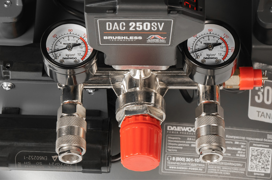 Обеспечивают точную настройку выходного давления, позволяя идеально адаптировать работу компрессора под конкретные задачи и инструменты.